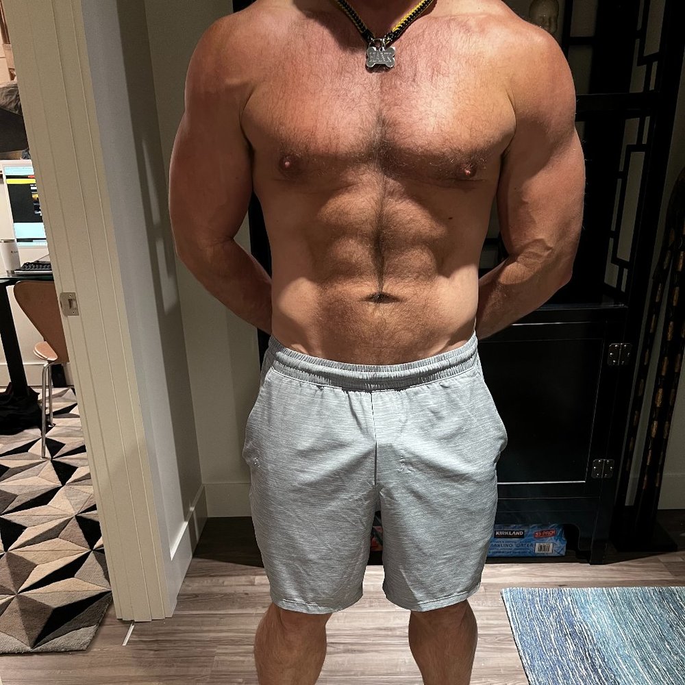 lululemon Pace Breaker Short - 7" inseam - Size: XL - Heather Gray